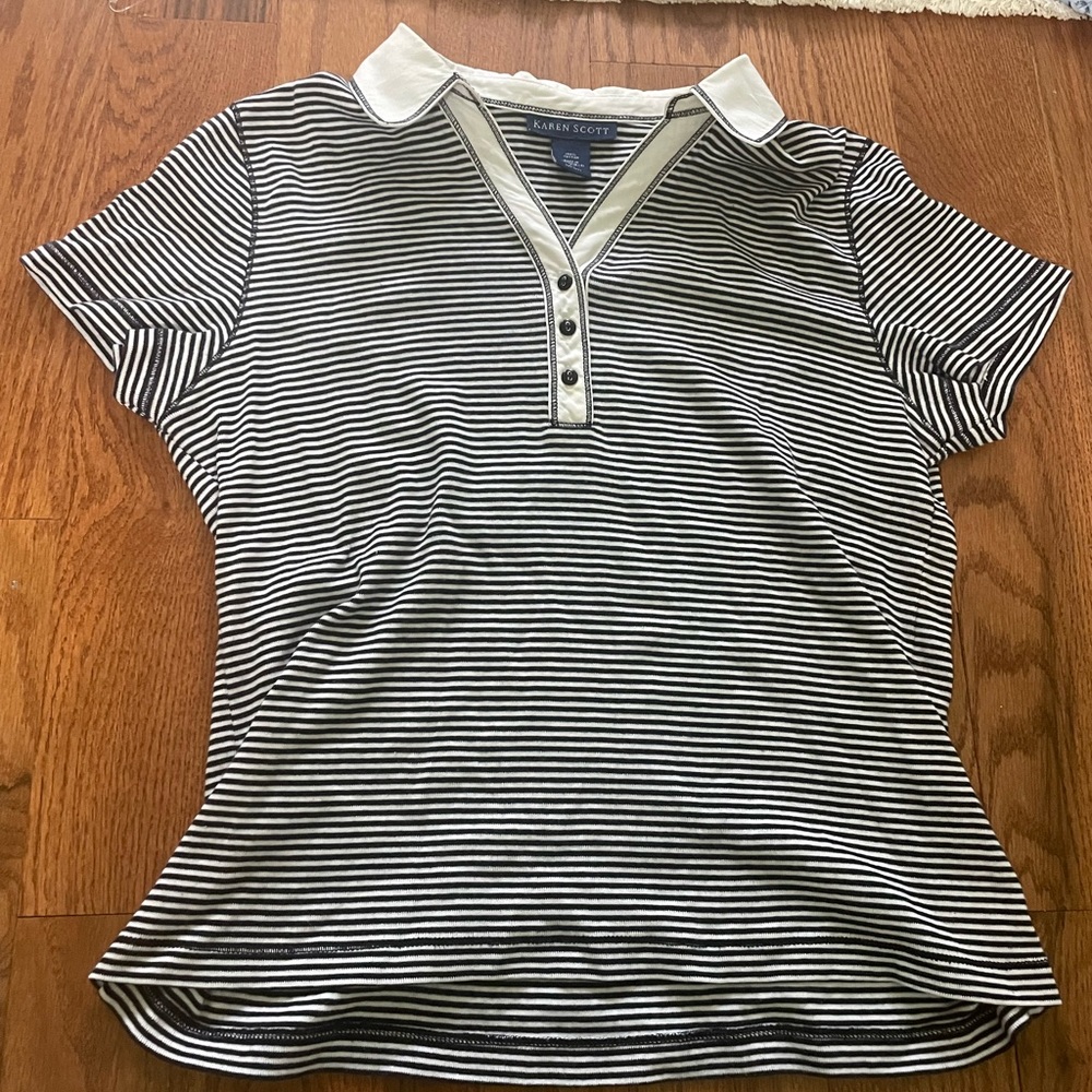 Karen Scott top